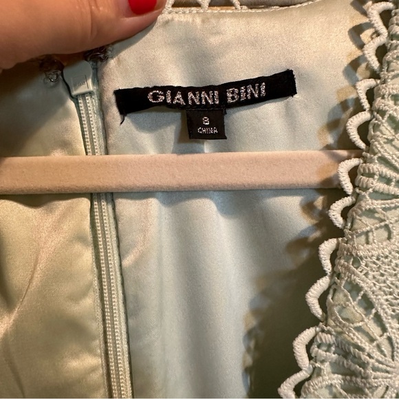 Gianni Bini Sky Tiered Dress - Picture 5 of 7